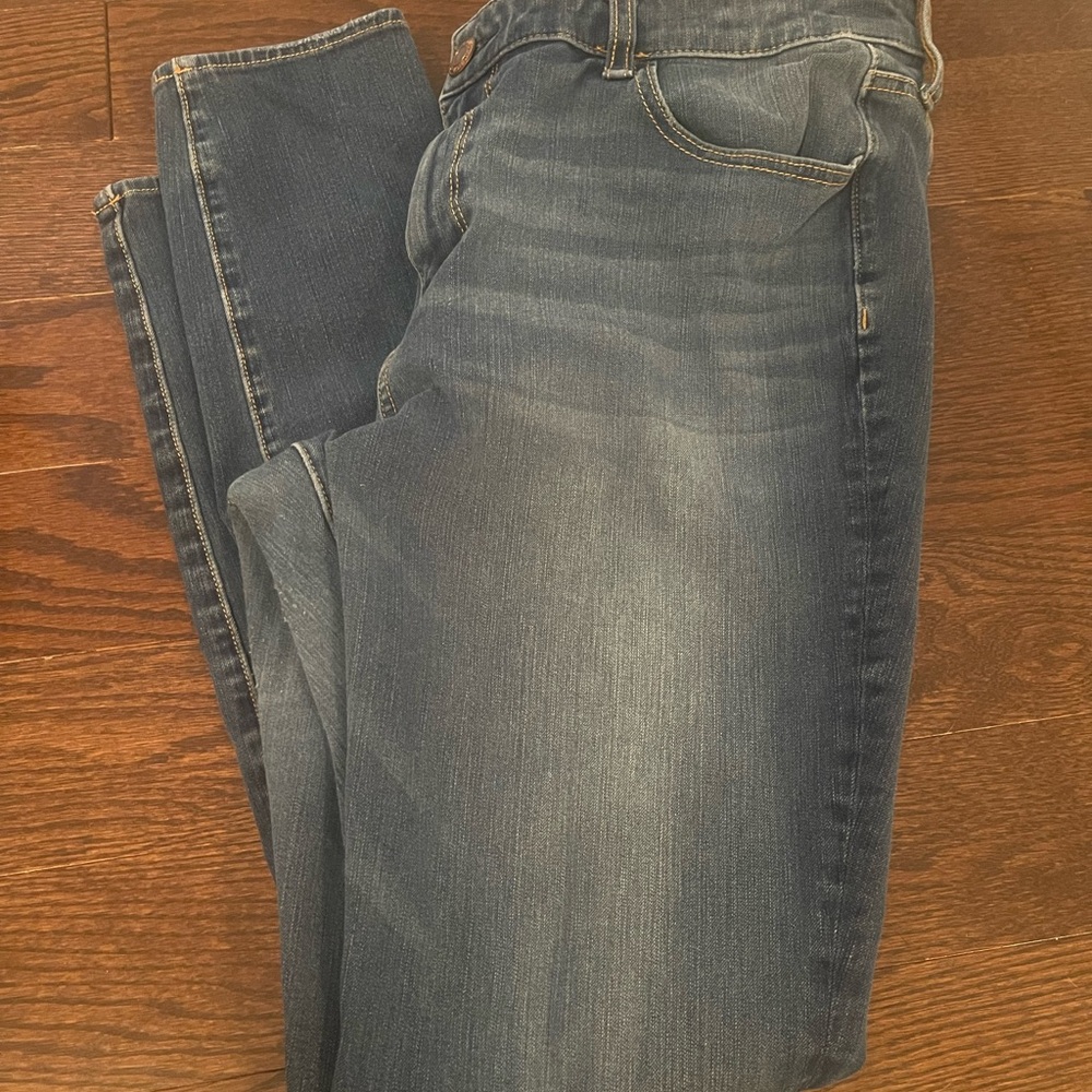 American Eagle Outfitters High Rise Jeans - Size 16 - Long Length